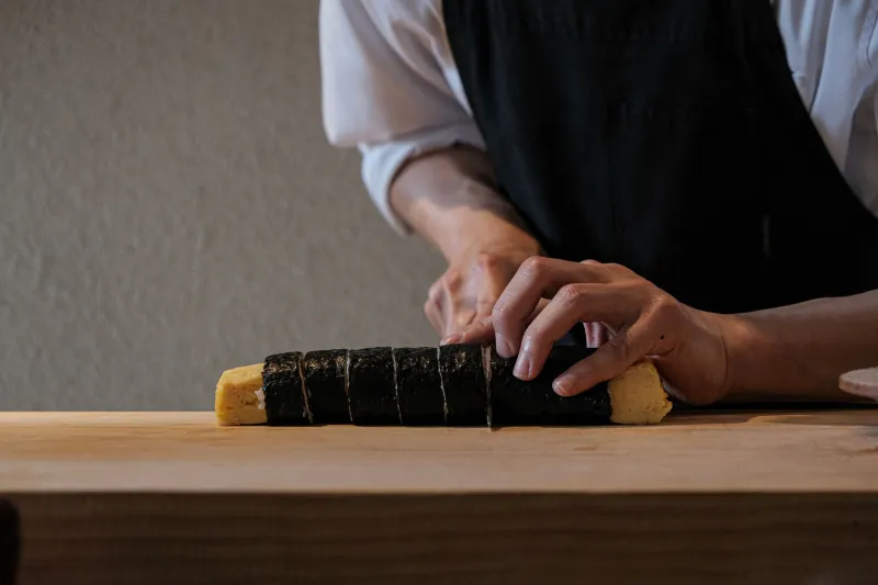 One Knife, One Life: What Japan's Shokunin Masters Can Teach a Burned-Out America About the Power of Doing Less